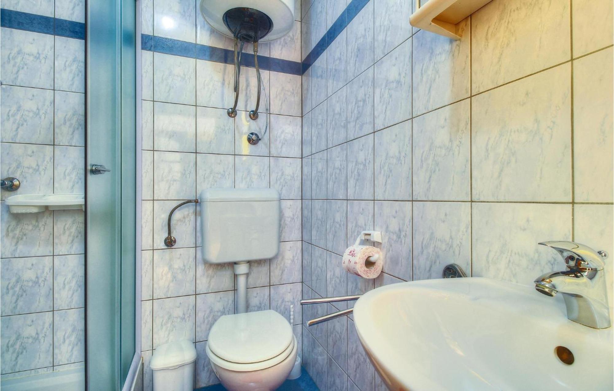 3 Bedroom Gorgeous Home In Buje Bagian luar foto