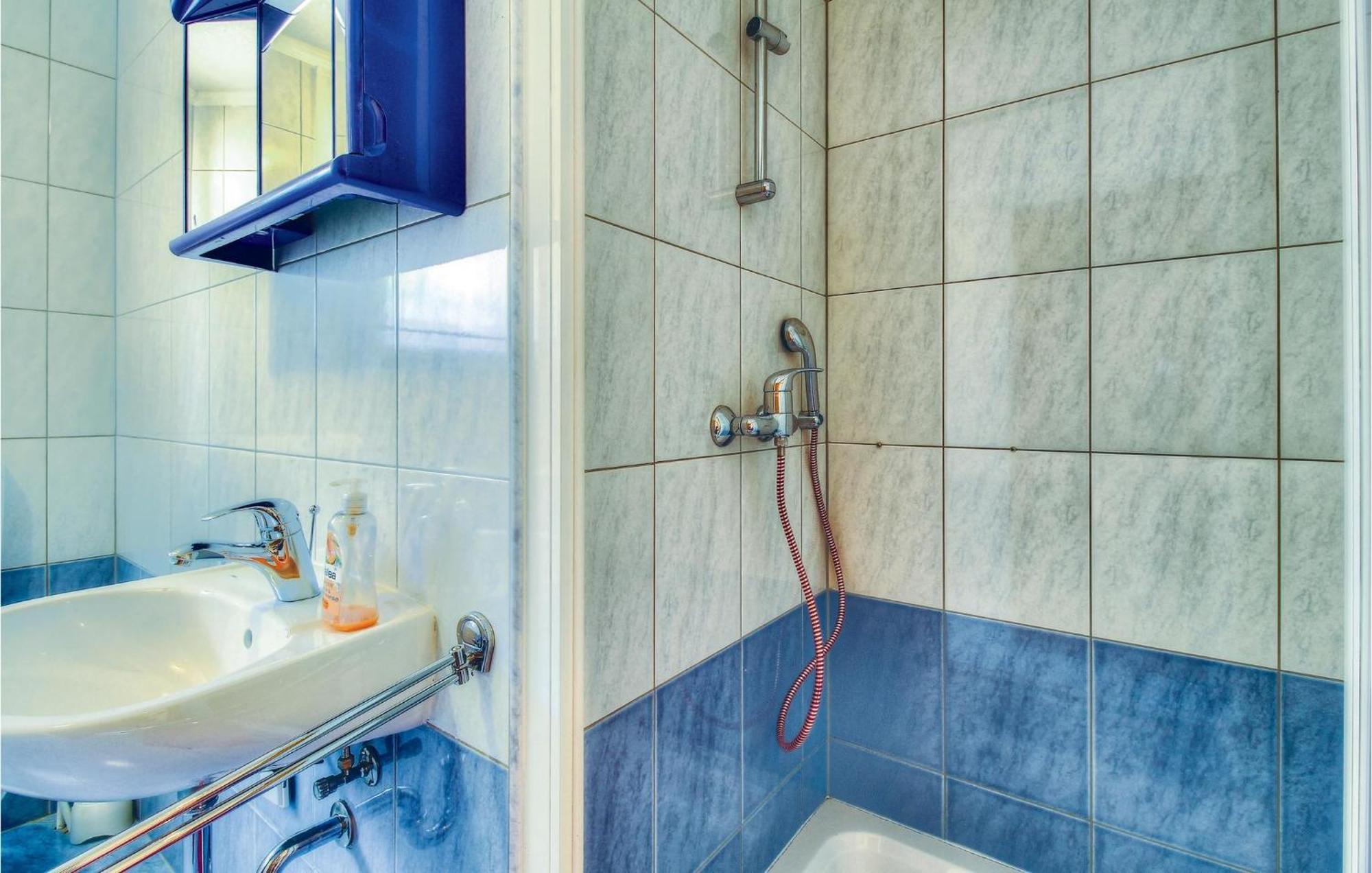 3 Bedroom Gorgeous Home In Buje Bagian luar foto