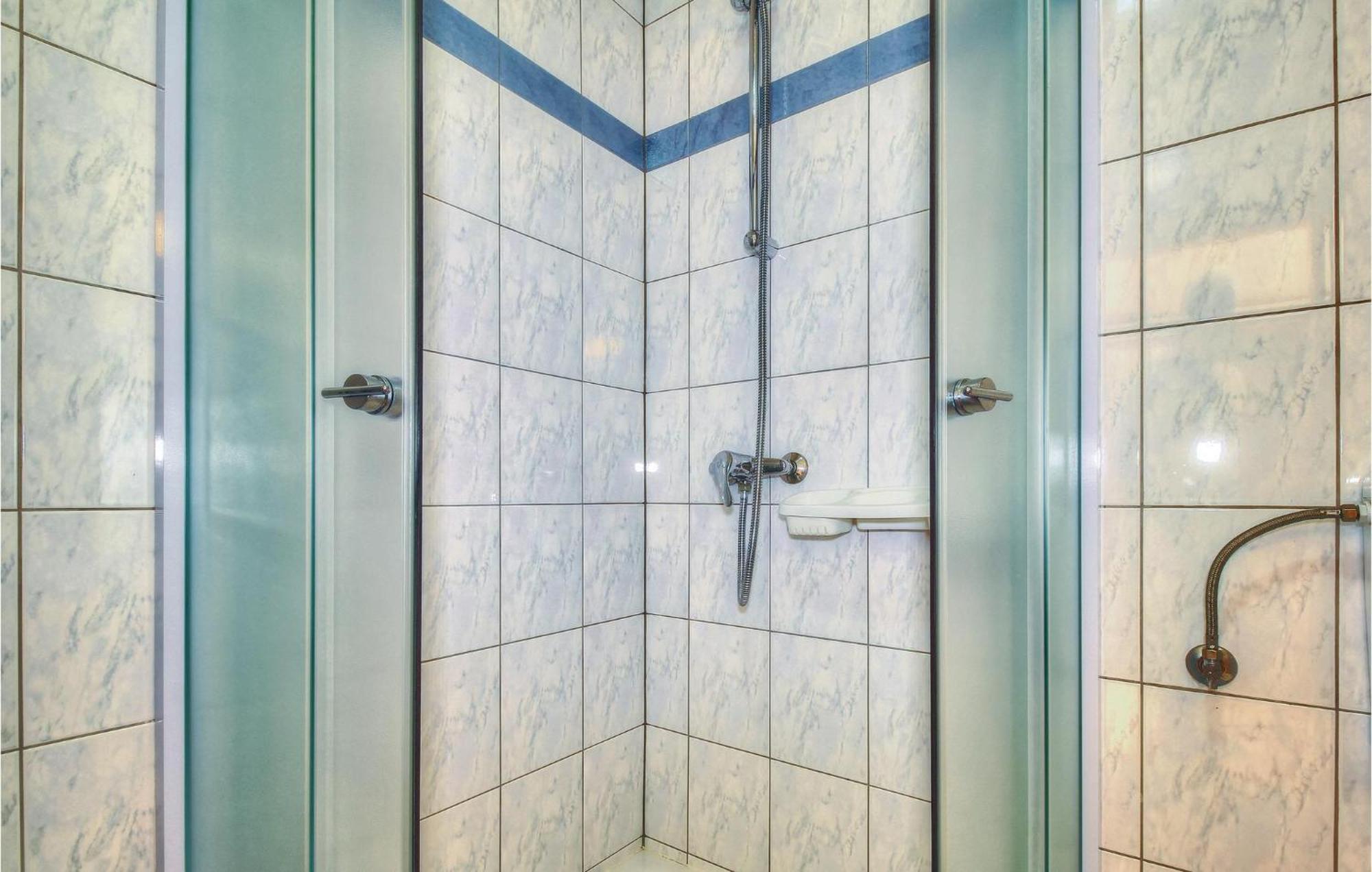 3 Bedroom Gorgeous Home In Buje Bagian luar foto